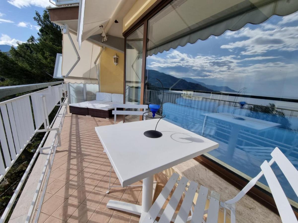 Sea And Monaco Charme View On The Beach Ventimiglia Exterior foto