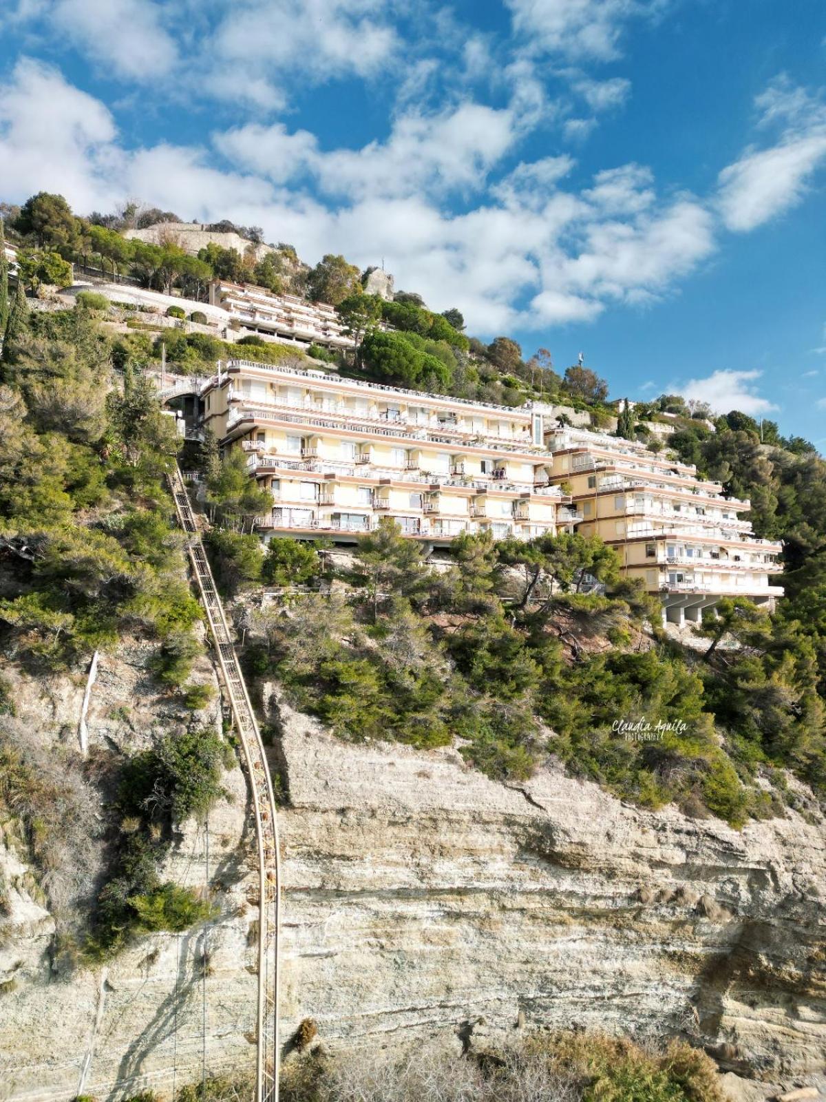 Sea And Monaco Charme View On The Beach Ventimiglia Exterior foto